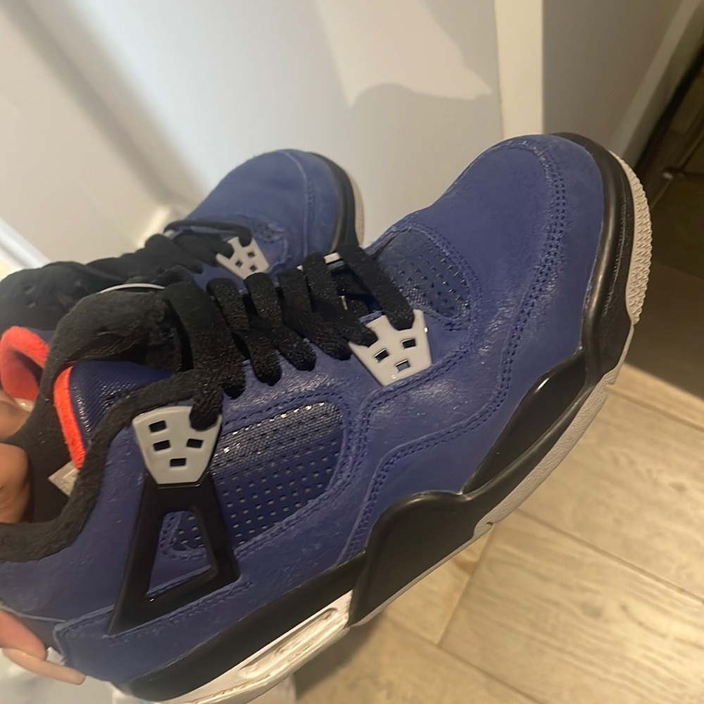 Loyal Blue Jordan 4s